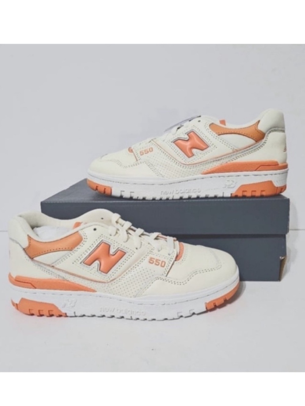 NEW Women’s New Balance 550 Sneakers White Beige Orange Tennis Shoes